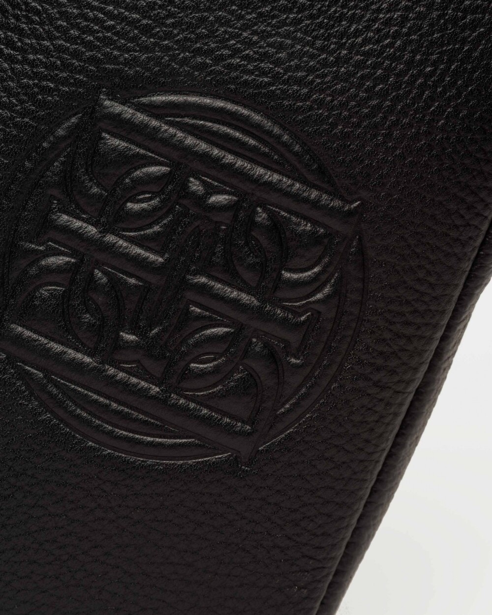 Bandolera New Eterial en Cuero Graneado Negro