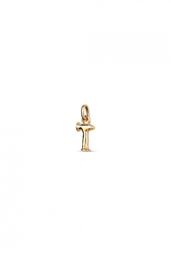 CHARM DE ALEACION DE METALES BAÑADO EN ORO DE 18 K CON FORMA DE LETRA T CON ARGOLLA Charm