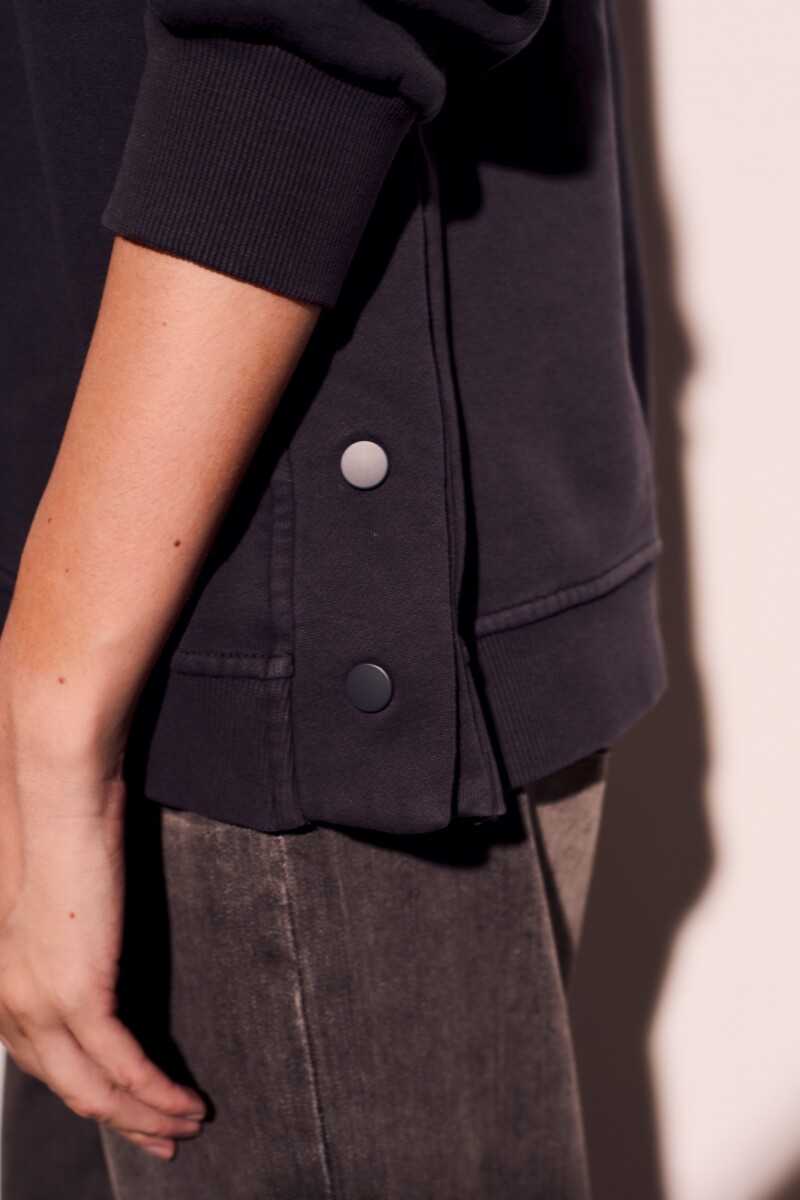 Sweater Capucha Lavado Negro Lavado