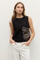 Blusa con aplique bordado negro