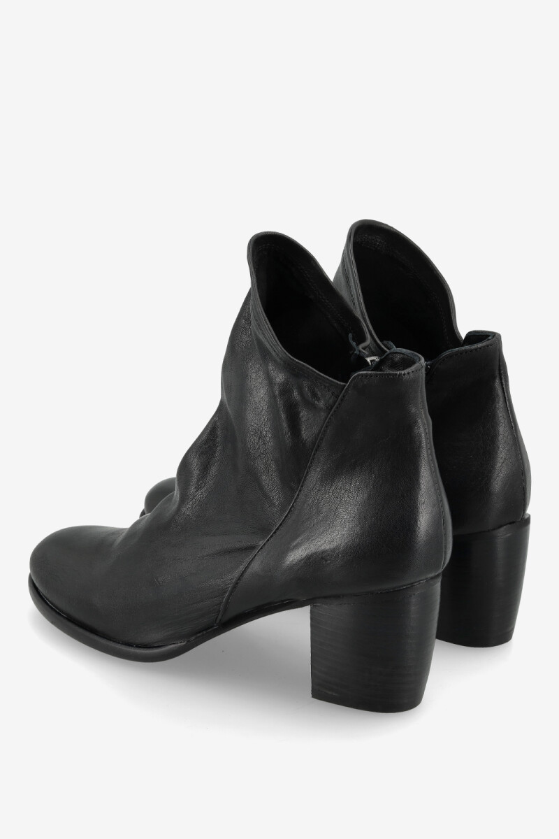 Botin cato Negro
