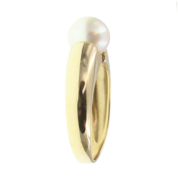 Anillo Catalina en oro amarillo 18k. con perla de cultivo Anillo Catalina en oro amarillo 18k. con perla de cultivo