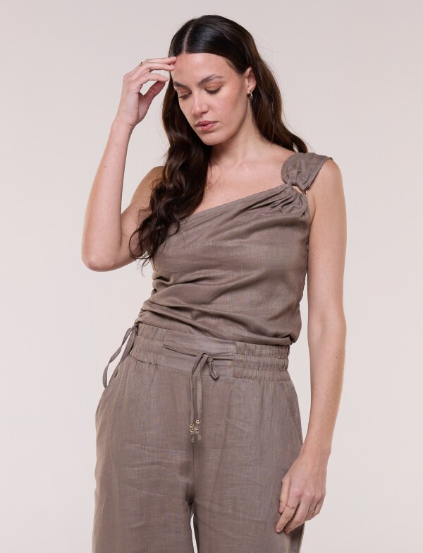 Conjunto De Lino Top Asimétrico Y Palazzo TOSTADO