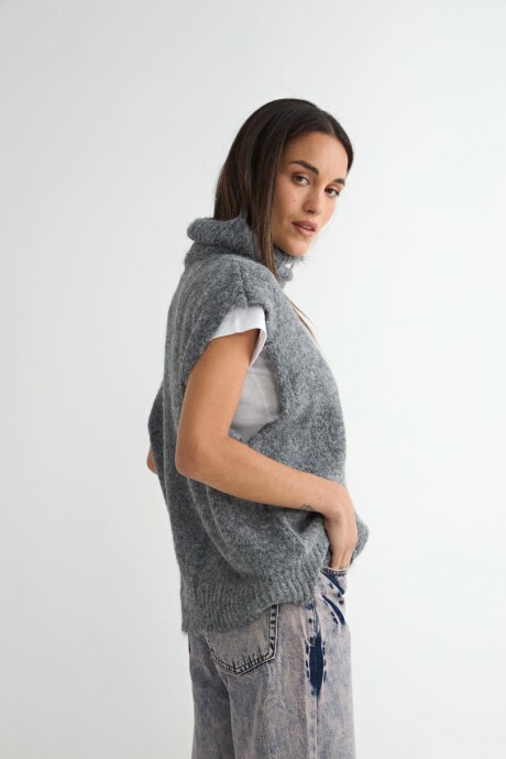 CHALECO SÁNDALO GRIS OSCURO