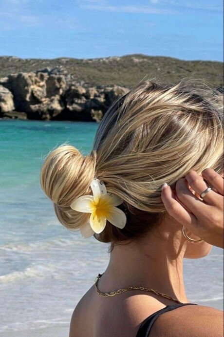 Broche de Pelo Hibisco / Blanco Broche De Pelo Hibisco / Blanco