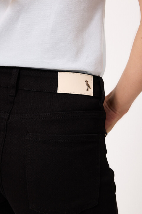 SHORT ELADIA S27 POLANCO Negro