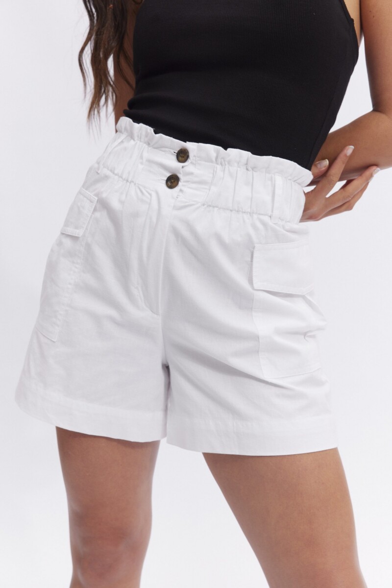 Short Olivo Blanco