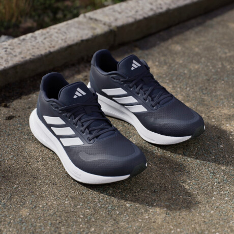 adidas RUNNING RUNFALCON 5 Black & White