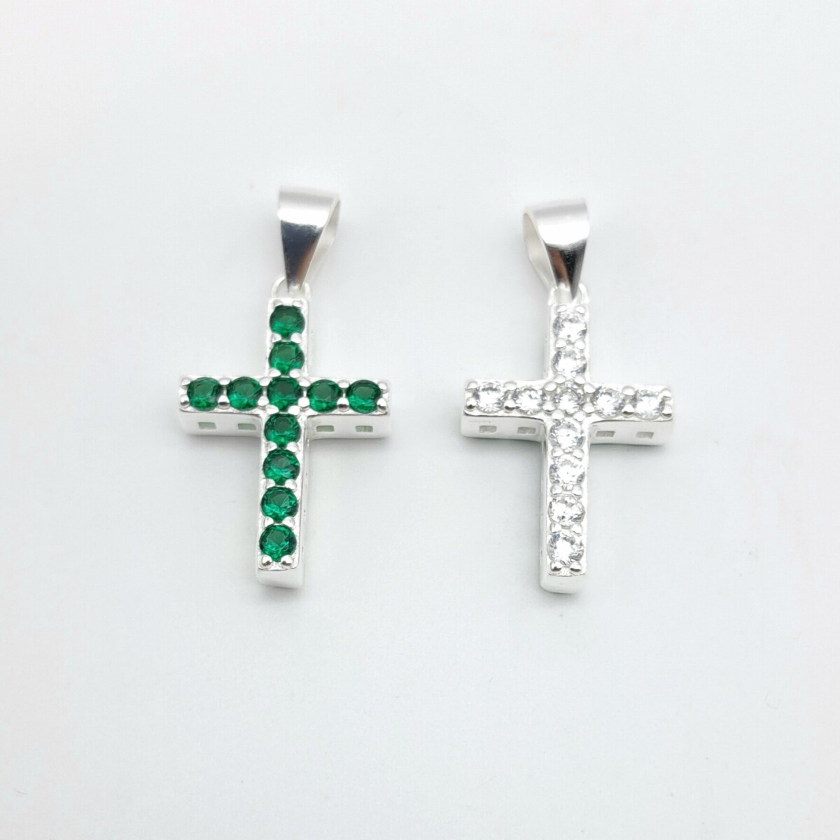 Cruz de plata 925 con circonias, REVERSIBLE. 