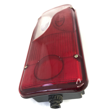 Faro Trasero Scania Serie 4 Izq. Faro Trasero Scania Serie 4 Izq.