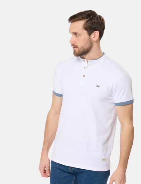 REMERA LISA CUELLO MAO Blanco