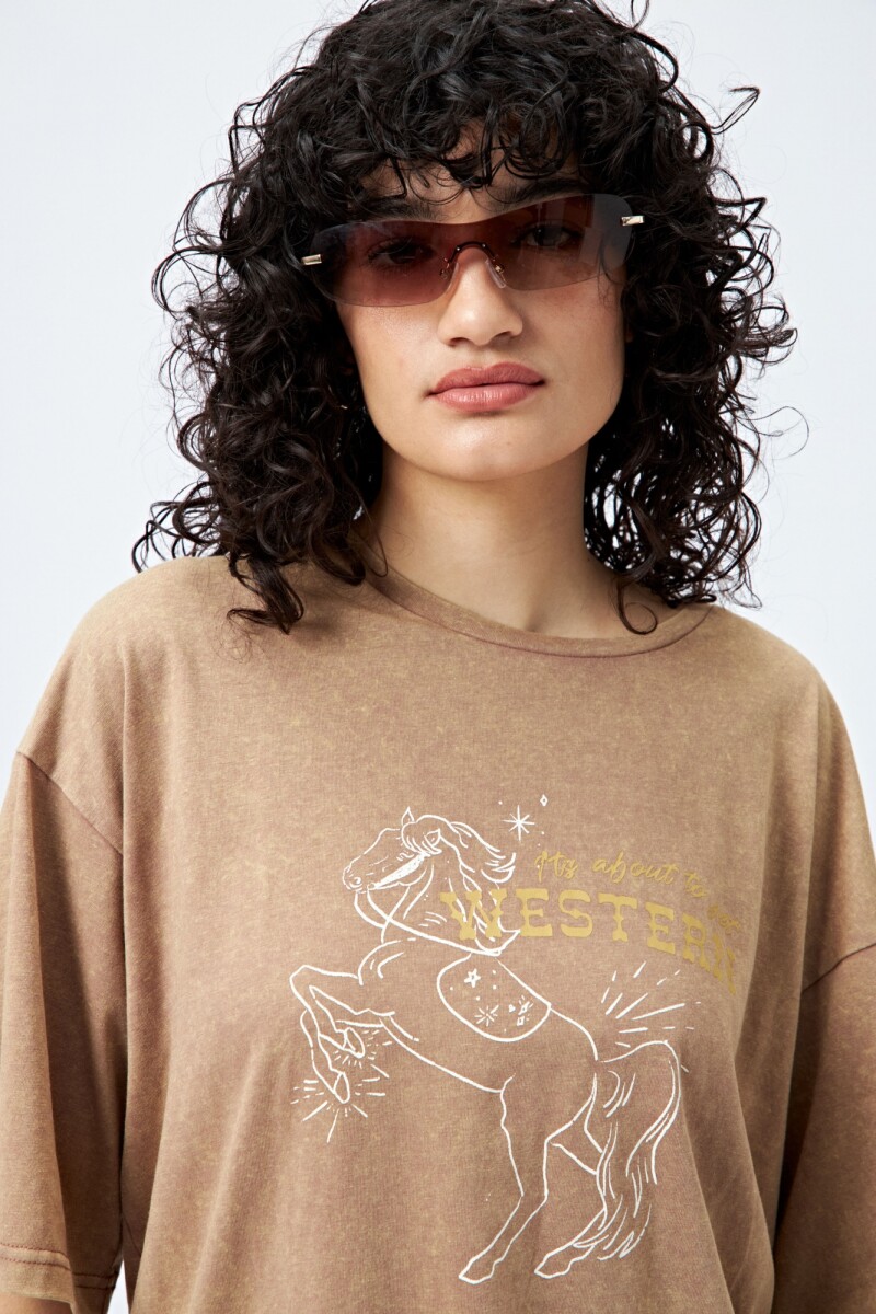 REMERA FREMI 