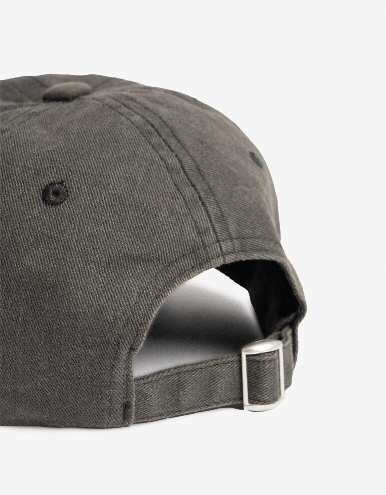 Caps Cap De Canvas Lavado Con Pins - Negro