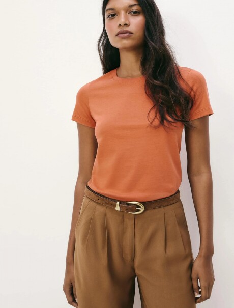 CAMISETA BÁSICA SLIM NARANJA