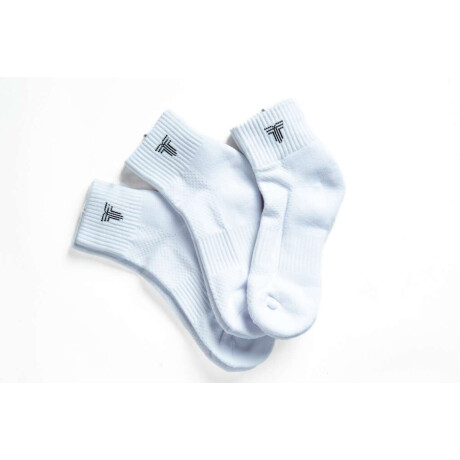 Medias Tripack Medio Unisex Blanco