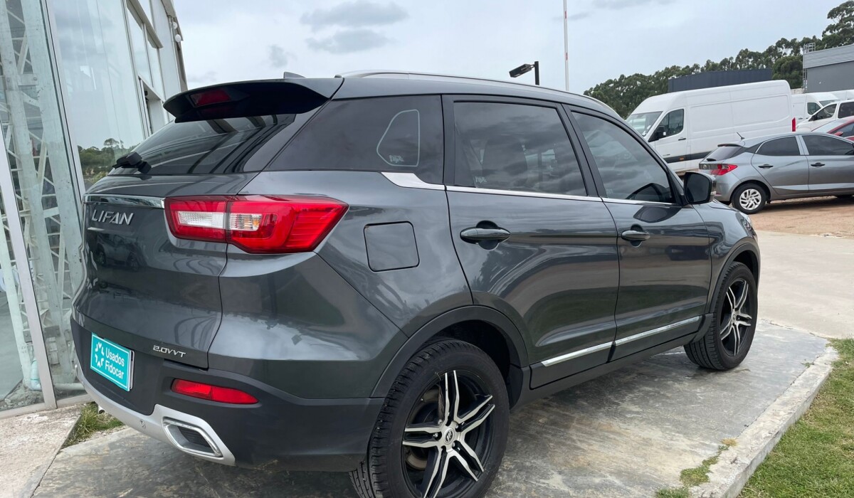 Lifan X70 2.0 MT Full Tech - 2019 Lifan X70 2.0 MT Full Tech - 2019