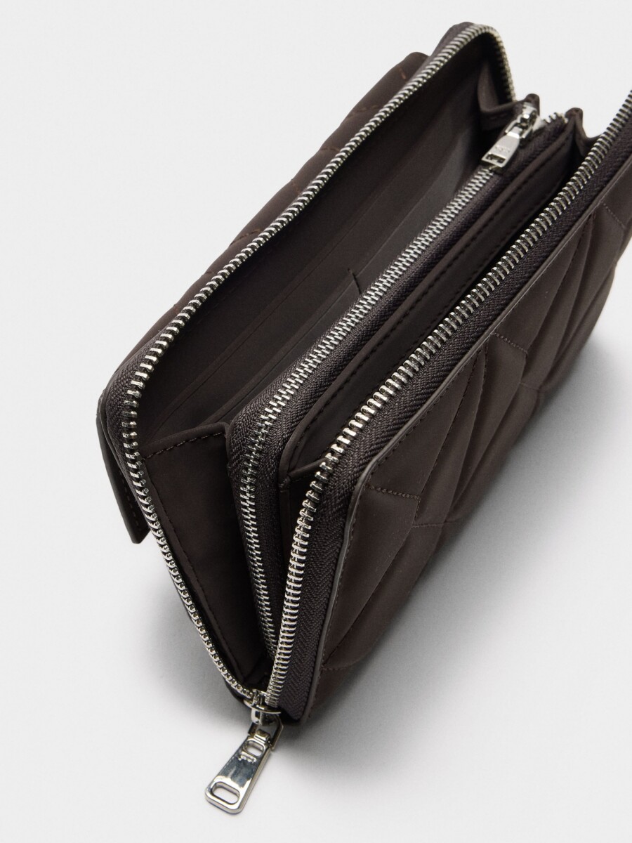 Cartera Acolchoada Con Textura Suave burdeos
