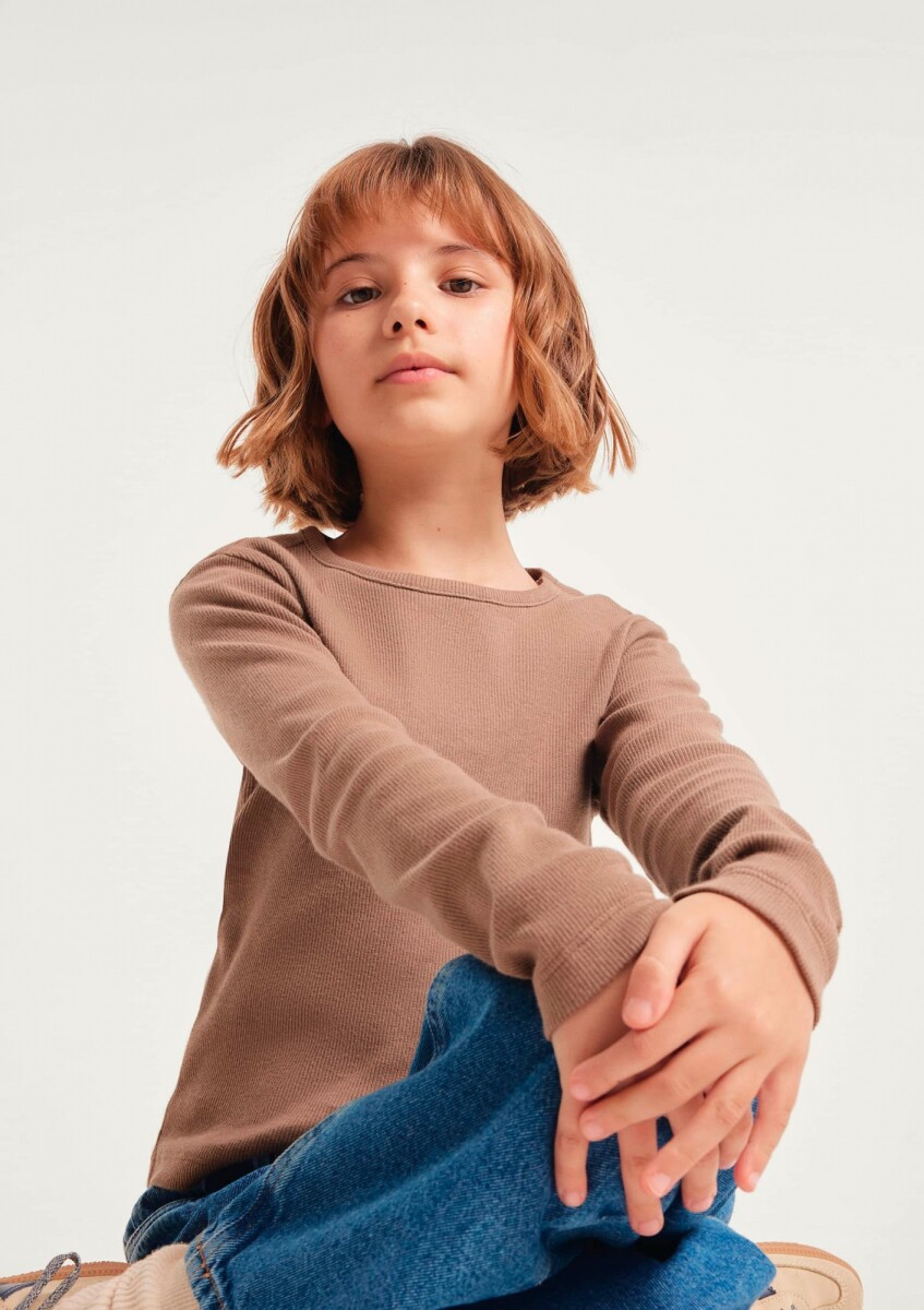 BLUSA MANGA LARGA INFANTIL CON BORDADO - MARRÓN 