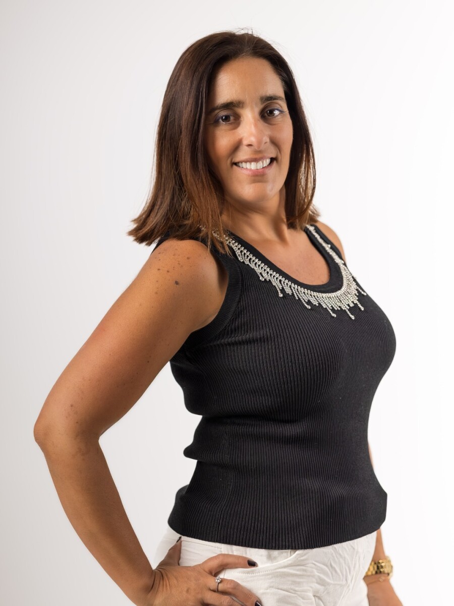 Musculosa de hilo con strass adaptable Made in italy Musculosa de hilo con strass adaptable Made in italy