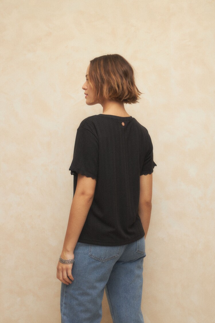 REMERA MARINEI Negro