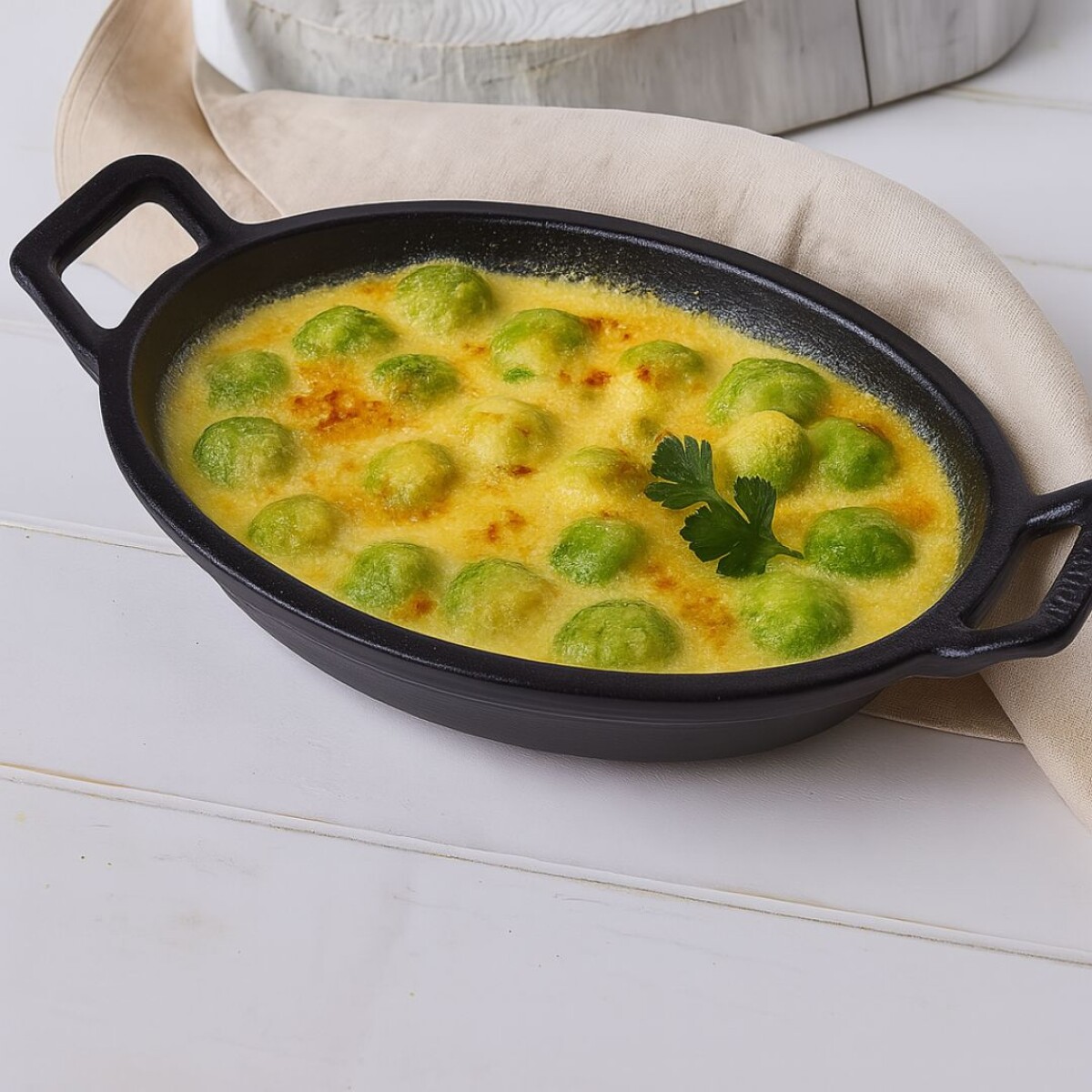 CAZUELA HIERRO ESMALTADO OVALADA CON ASAS 21X15 CM VICTORIA 