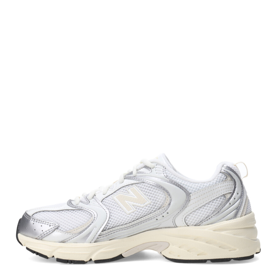 Championes Unisex New Balance 530 Running Course Blanco - Plata