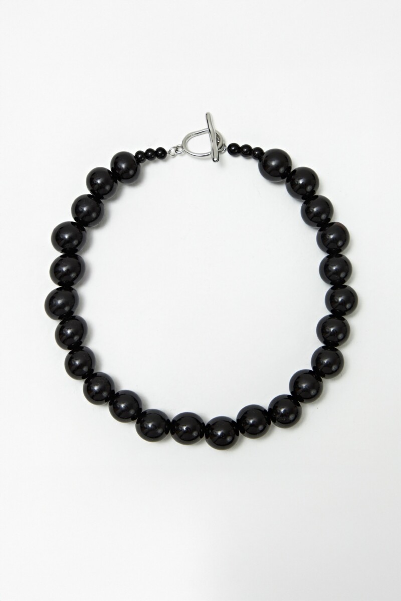 Collar doble con cuentas y dije acero plateado