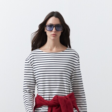 REMERA CHILA Azul Marino