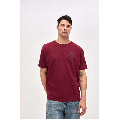 Remera Otter Bordo