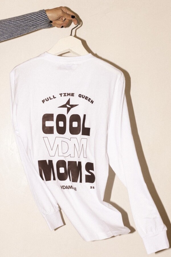 Remera Cool VDM Moms Remera Cool VDM Moms