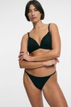 Colaless Abril Negro