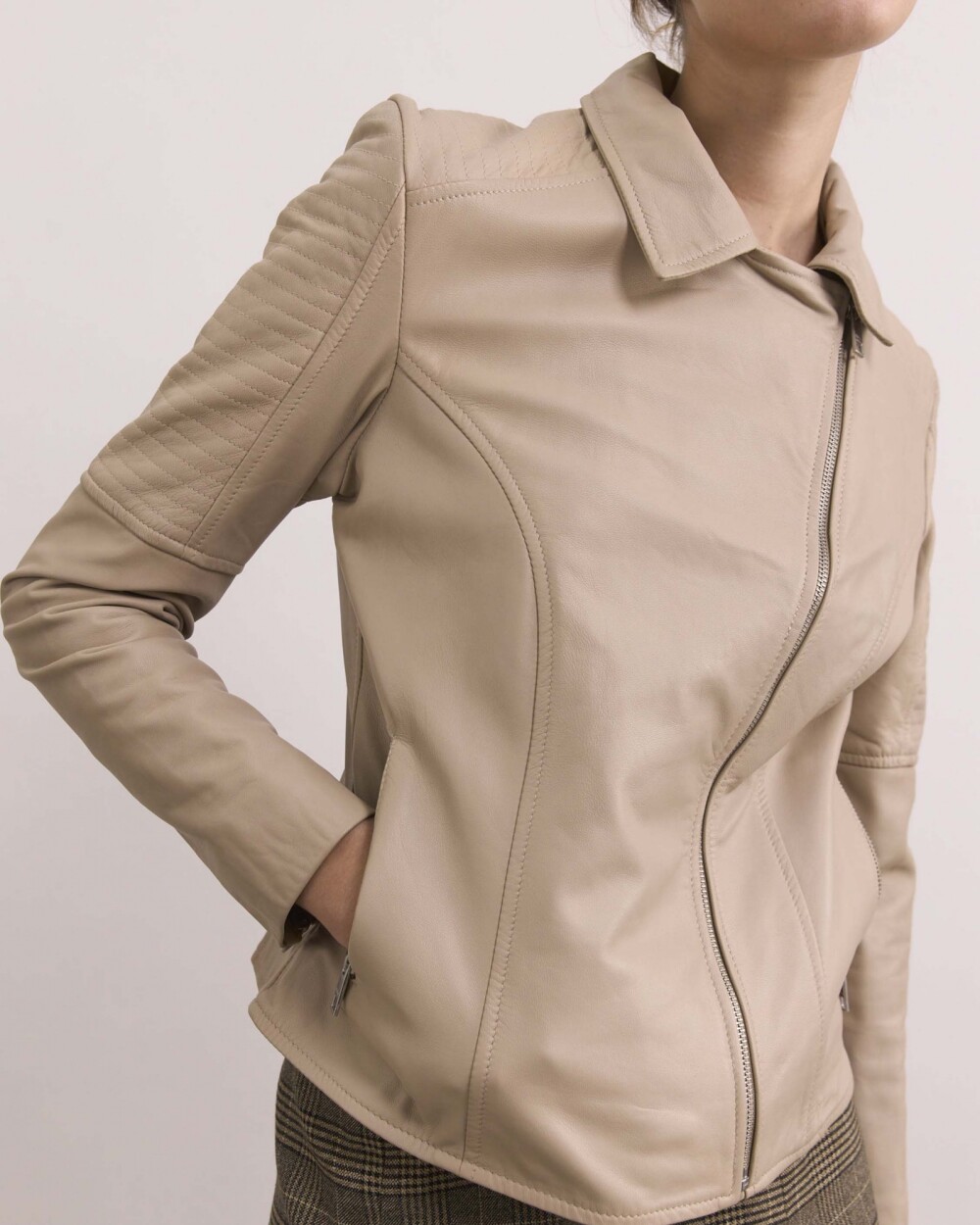 Campera Lavanda Beige