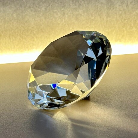 Diamante Decorativo De Cristal Alto 6cm x Ø 10cm Diamante Decorativo De Cristal Alto 6cm x Ø 10cm