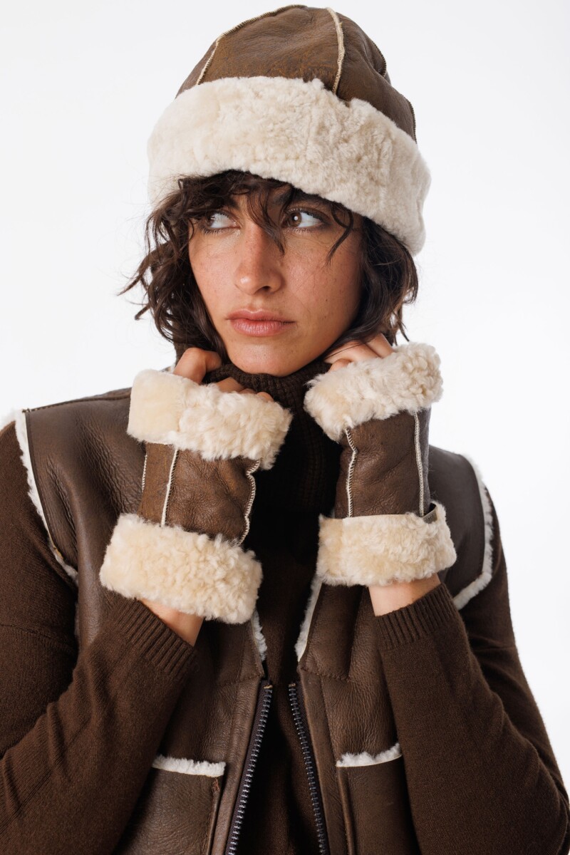 Gorro Leather Bean Marrón