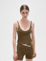 Musculosa Naros Verde Oliva Oscuro