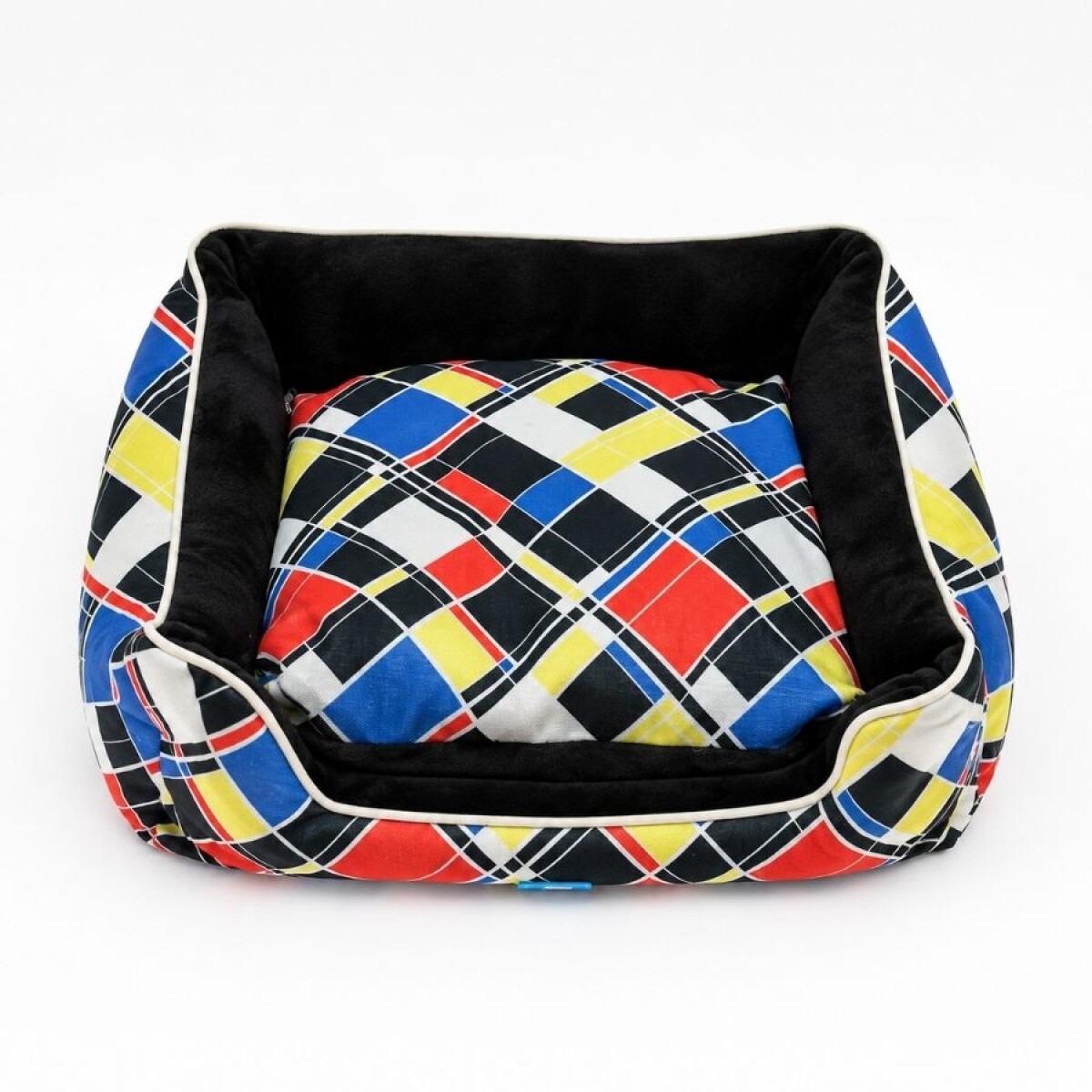 CAMA PARA MASCOTA M ANIMAL PLANET - CUADROS 