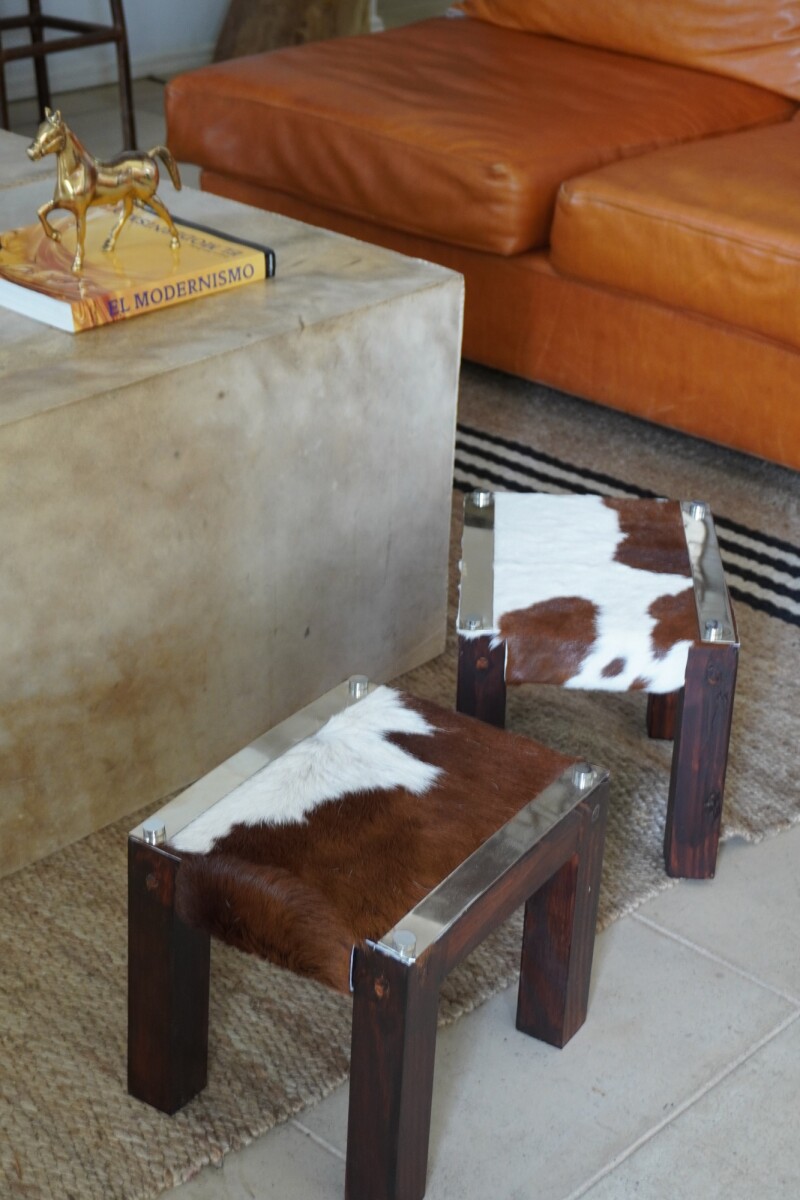 Petit Stool Cowhide claro