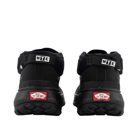 Championes Vans MTE Crosspath Mid Negro
