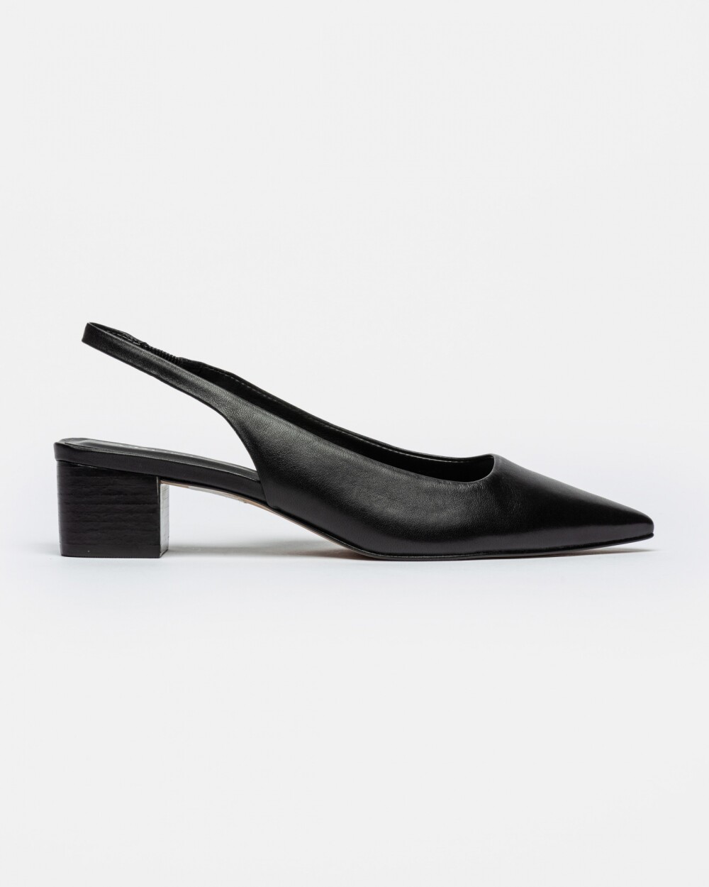 Stiletto Marga En Cuero Liso Negro