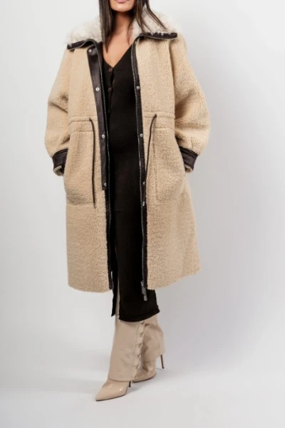Abrigo Beige