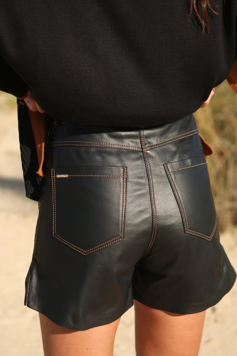 SHORT COURO SS25 Negro