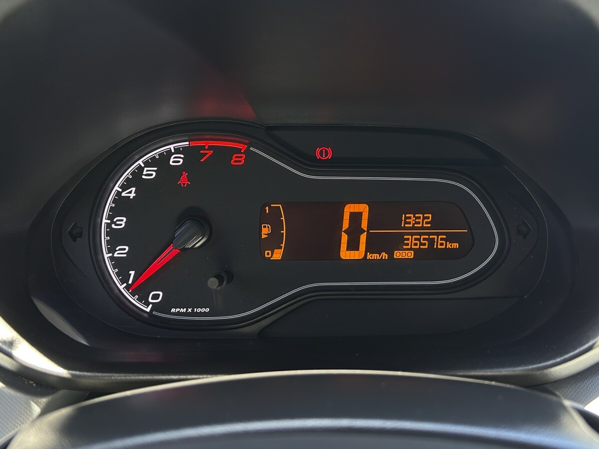 Chevrolet Joy Plus 1.0 Sedan Extra Full | Permuta / Financia Chevrolet Joy Plus 1.0 Sedan Extra Full | Permuta / Financia