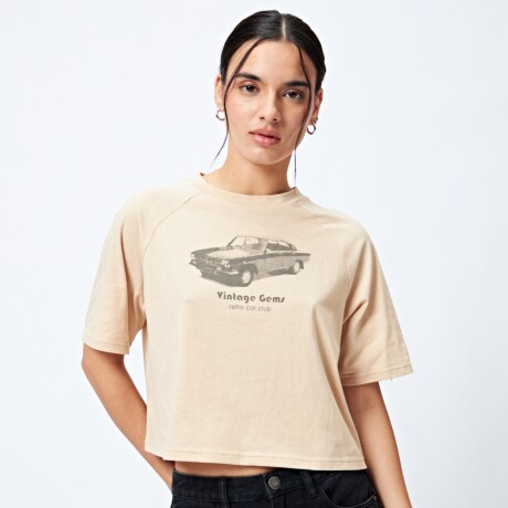 REMERA GEMS Arena