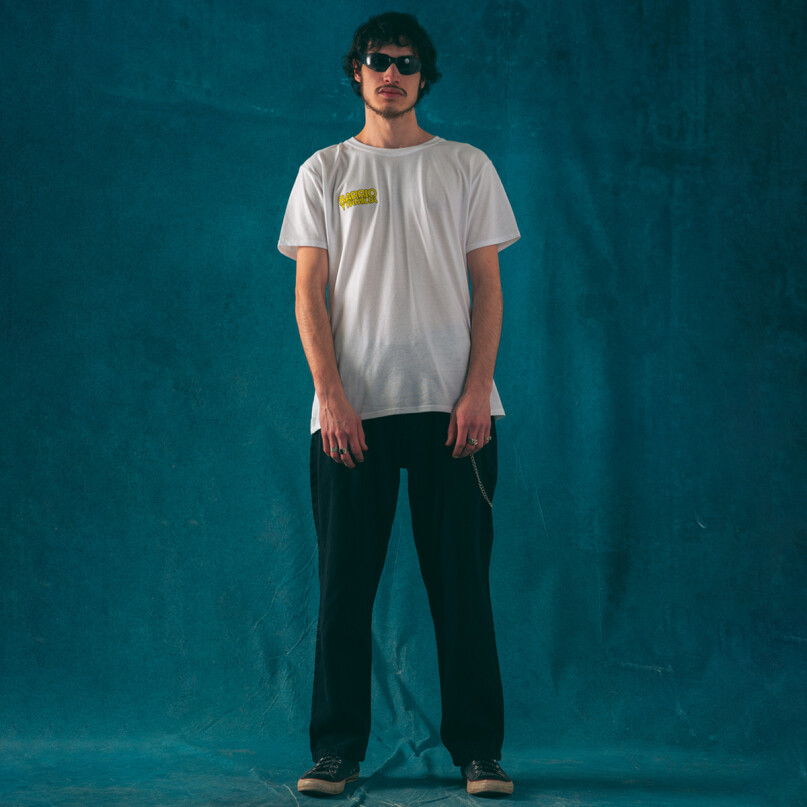 REMERA REGULAR - BARRIO Y FAMILIA REMERA REGULAR - BARRIO Y FAMILIA