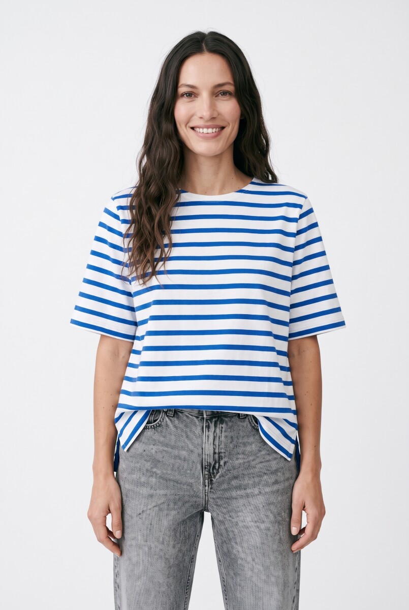 REMERA RYAN - AZUL. 