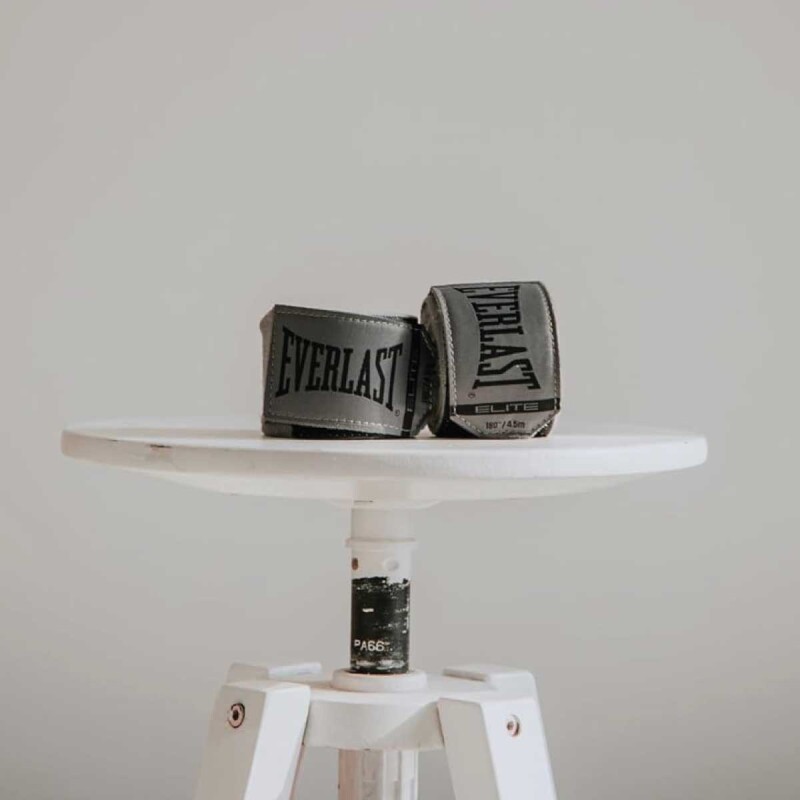 Vendas de Boxeo Elite Everlast Gris