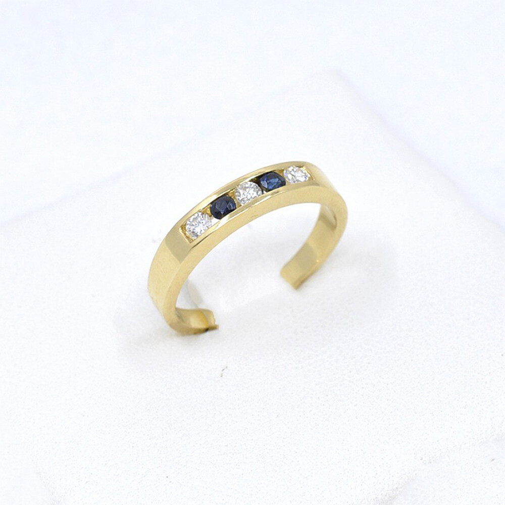 Anillo En Oro 18K Con Zafiros Y Brillantes Anillo En Oro 18K Con Zafiros Y Brillantes