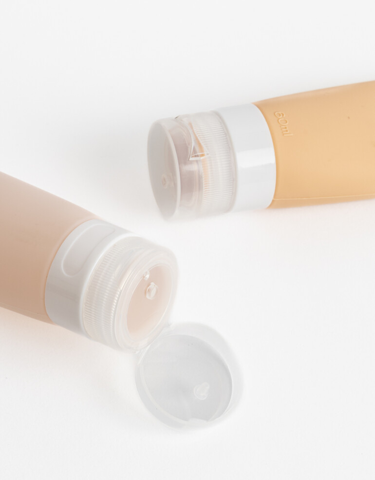 Set de Viaje Set De Estuche Y Envases Recargables - Combinacion Tricolor