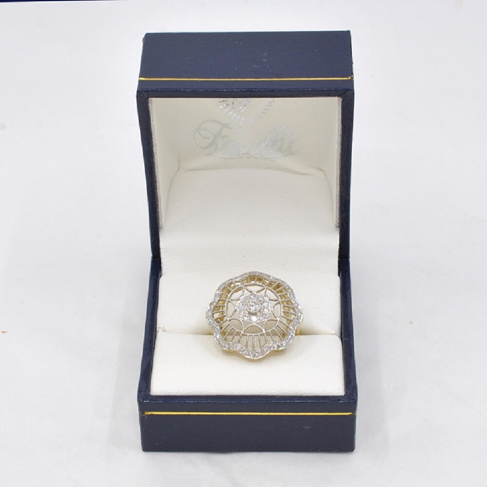 Anillo Antiguo En Oro 18K Y Brillantes Anillo Antiguo En Oro 18K Y Brillantes