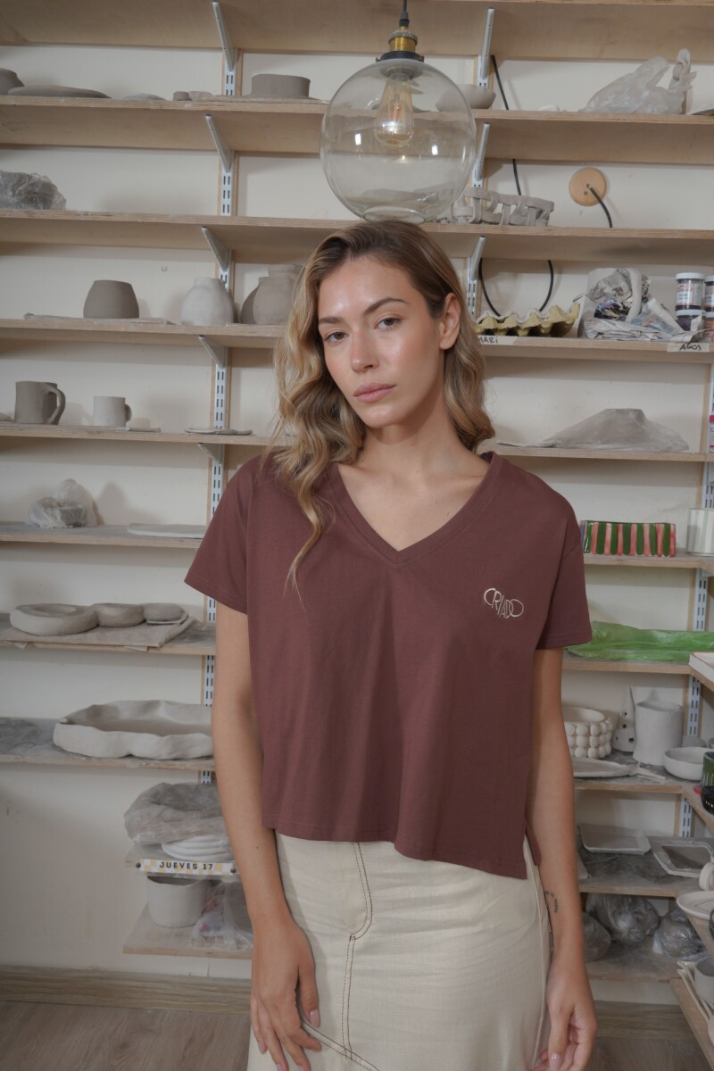 Remera Silencio MARRON